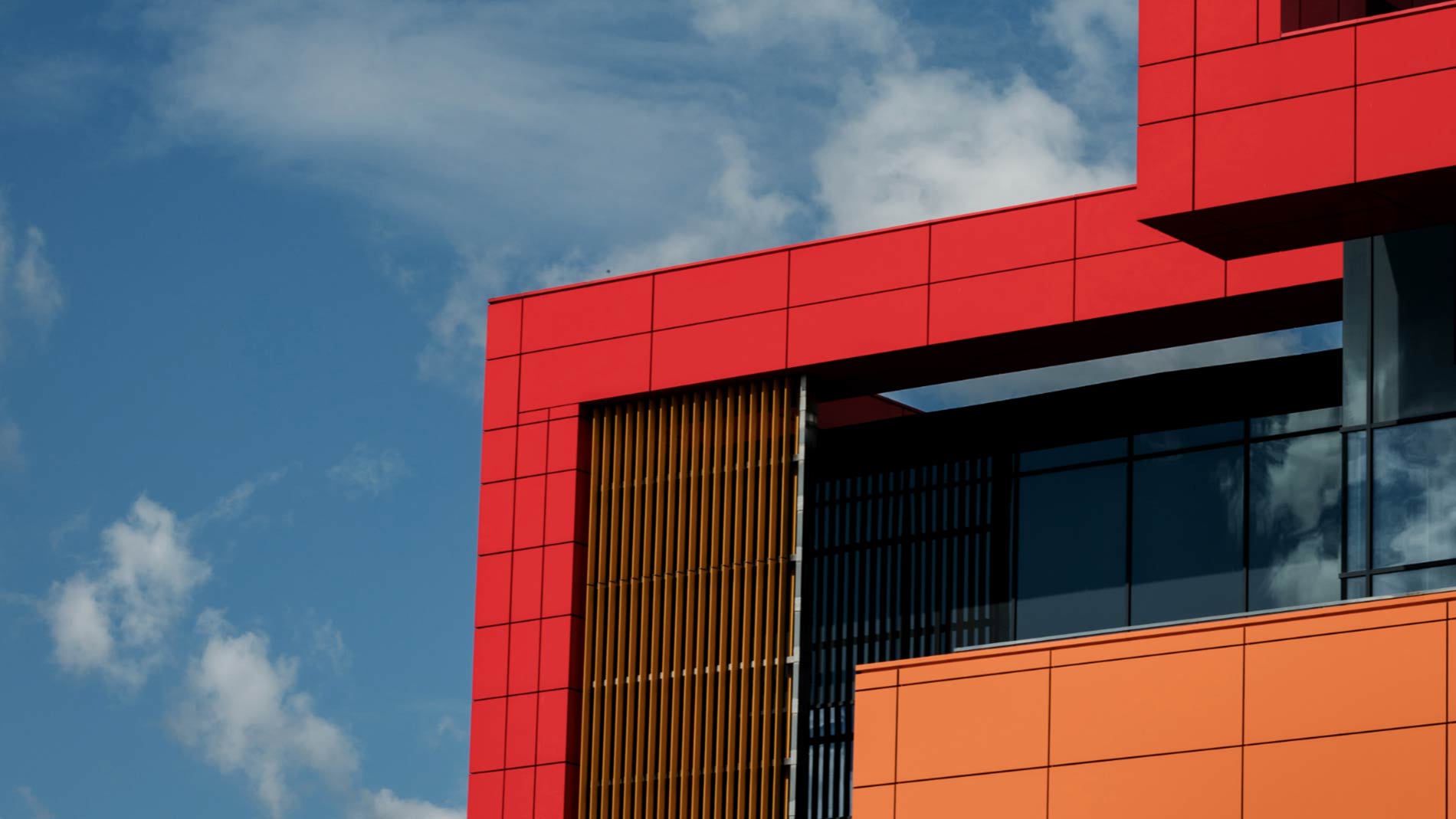 Sandwich panels: an introduction to this building material